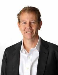 Spectrum 16 Transitions 35 Eating Out 42 Movies 45 Home 48 Puzzles 87