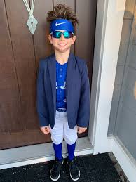 Kari Crowe (@kari_crowe)