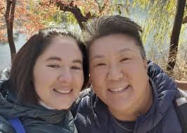 Holt Adoptee Raises $16,450 for Single Mothers in Korea