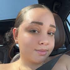 Shelby Schaffer's Instagram, Twitter & Facebook