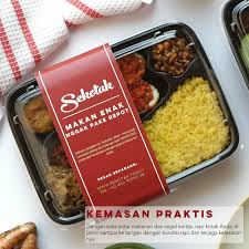 Nasi kentjana, spesialis nasi kotak sejak 2010 menyediakan nasi box dengan berbagai variasi menu dalam kemasan bento sekat 5 ataupun mika 650ml. Kemasan Nasi Box Kekinian 18 Inspirasi Desain Logo Nasi Box Desain Logo Kenapa Harus Menggunakan Kemasan Makanan