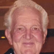 Dora Hadley's Instagram, Twitter & Facebook