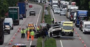 Am trecut astazi prin dreptul petrom de pe a1. A1 In Both Directions Closed Near To Grantham Due To Overturned Hgv Lincolnshire Live