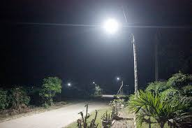 Xã Cư Pui: Điểm sáng về công trình thắp sáng đường quê