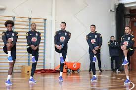 Jun 04, 2021 · os jogadores da seleção do brasil ponderam a possibilidade de não participarem na copa do américa, prova que o país vai receber, a partir do próximo dia 13, depois de a argentina e a colômbia a terem recusado, por causa da pandemia. Tv Educativa Mostrara Jogos Do Brasil Na Australia Para Ms Com Exclusividade Esportes Campo Grande News
