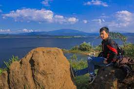 Dan wisata waduk jatigede juga bisa dijadikan list liburan anda. Waduk Jatigede Harga Tiket Masuk Spot Foto Terbaru 2021