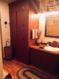 Many time we need to make a collection about some images to add your insight, may you agree these are artistic galleries. 350 Primitive Colonial Bathrooms Ideas Primitive Bathrooms Primitive Bathroom Colonial Bathroom