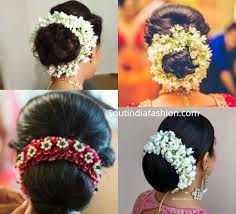 Top 10 South Indian Bridal Hairstyles For Weddings Engagement Etc Indian Bridal Hairstyles Bridal Hair Buns Indian Bride Hairstyle