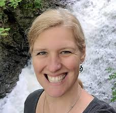 Kara Chapin's Instagram, Twitter & Facebook