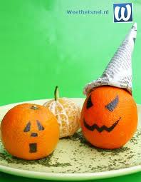 Halloween Idee Mandarijn Pompoentjes En Boze Mandarijnen Weethetsnel De Beste Instructies Verzameld Halloween Knutselen Halloween Knutselen Sinterklaas