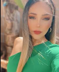 Makeovers by Nancy Toro and Celeste Toro at Lux Hair Studio. Thank you,  beautiful, for your loyalty, @mireyna14. #luxhairstudio #teamlux #balayage  #colorspecialists #haircutsforwomen #hairstyles #hairtransformation  #hairextensions ...