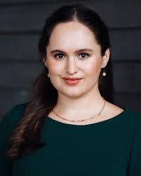 Susanne Mentzer's Instagram, Twitter & Facebook