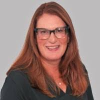 Suzanne Conover's Instagram, Twitter & Facebook