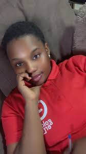 Do traxxas groups approve comments?