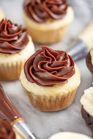 Supercook found 46 coconut and condensed milk and evaporated milk recipes. Sweetened Condensed Milk Frosting