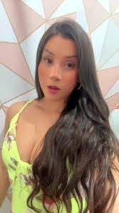 Desiree Clayton's Instagram, Twitter & Facebook