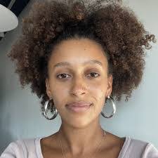 Debbie Setter's Instagram, Twitter & Facebook