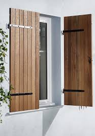 Epingle Sur House Shutters