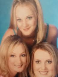 Can anyone tell me if the death in tonight's Tele (mon 11th)..Moira  Campbell (nee Cox) is Moira Cox from Cobham street? Worked at Tesco. She  had siblings called Isobel, Elizabeth, Hugh, John..Mother