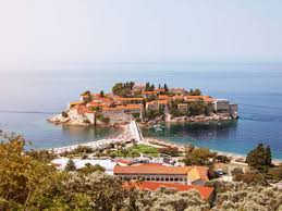 Contact a re/max office near you. Urlaub In Montenegro