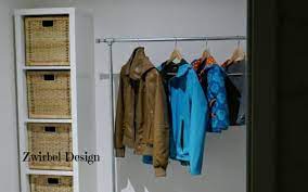 Wenn die lampe einen lampenschirm haben soll, kannst du diesen nach deinen ideen selbst gestalten oder einen fertigen lampenschirm kaufen. Garderobe Aus Wasserrohren Bauen Handmade Kultur