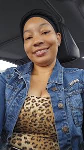 Kendra's back at it again. Making bracelets for orders. #crafting #fun  #familytime❤️