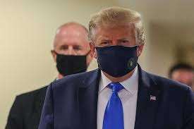 Trump se muestra con mascarilla en público por primera vez desde ...