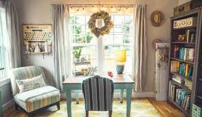 Today talked with home decor and diy expert katherine jackson to learn how to transform your. 16 Best Home Office Decor Ideas On A Budget Small Space Mommy Clan