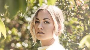 Her zodiac sign is leo. Yvonne Strahovski On Motherhood The Handmaid S Tale And Angel Of Mine