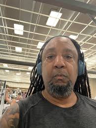 First time here. I'm loving it. From Houston, TX baby. My new place and  spot.