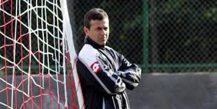 Takım halinde otobüsle ankara'ya dönüyoruz. Kocaman Dan Ilginc Aciklamalar