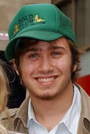 Trent Olsen's Instagram, Twitter & Facebook