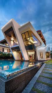 Rumah dengan arsitektur bergaya moderen jikalau dirunut dari sejarahnya sudah berada di indonesia mulai sejak th. 40 Ragam Desain Rumah Modern Di Indonesia Sebagian Besar Memakai Bahan Paling Populer Di Dunia Deagam Design
