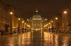St Peter S Basilica I Loved Seeing This Every Night As We Went Back To Where We Were Staying Rome At Night Night City Rome
