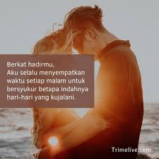 Kamu dapat memperkuat cinta satu sama lain hanya dengan menggunakan kata mutiara untuk suami.tentunya kata cinta kepada suami memiliki level yang sangat berbeda dibandingkan kata cinta pada pacar. 100 Kata Kata Bersyukur Punya Suami Sepertimu Menyentuh Hati Dan Penuh Makna