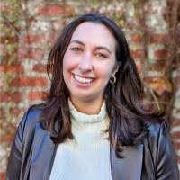 Julia Hook's Instagram, Twitter & Facebook