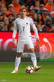 357 verträge bekannt durchschnittsgehalt/monat 140tsd. Pin Auf Antoine Griezmann