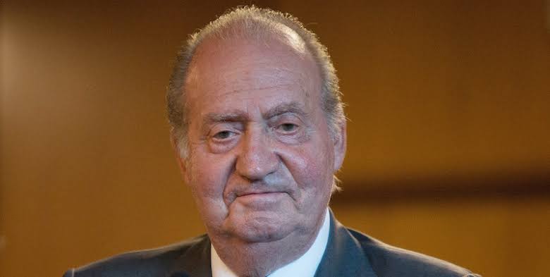 L'ex re di Spagna Juan Carlos lascerà il paese