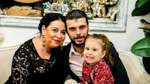 Oana roman, schimbare radicală de look. Oana Roman È™i Marius Elisei Primele Imagini ImpreunÄƒ La 3 Luni De La DivorÈ› Vine StÄƒ Cu Isa Nimic De ReproÈ™at Galerie Foto Stiri Vedete Si Evenimente Viva Ro