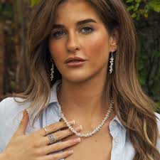 Contemporary Sterling Silver Bella Necklace