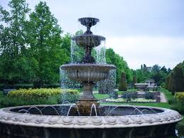 Aktuell über 135.000 angebote für gebrauchte möbel. Zierbrunnen Dekobrunnen Holz Stein Im Garten Selber Bauen