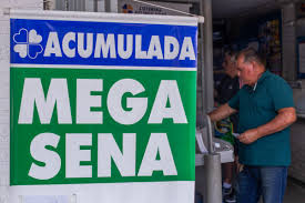 Mega-Sena acumula e prêmio vai a R$ 40 milhões | Folha de Curitiba