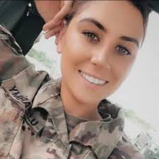 Lori Stoll Byrge (@lori.byrge)