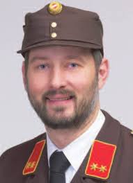 d e r Fre iw illig e n Fe u e rw e h r H e n n e rsd o rf