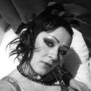 Elisabeth Daniel (lizzidan77)