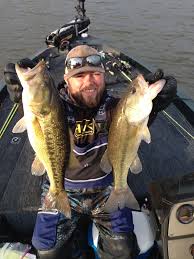 The gateway arch & riverboats are now hiring. Logan Martin Bass Staging To Feed