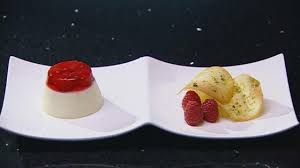 Vanilla Yoghurt Pannacotta With Raspberry Jelly And Pistachio Tuille Recept Nagerecht Recepten Koken