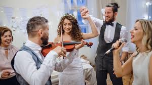 Die hochzeitsband spielt eine zentrale rolle bei ihrer hochzeit. Hochzeitsmusik Die Besten Tipps Ideen Fur Die Musik Zur Hochzeit
