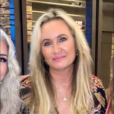 Angela Lee Healy Buchanan (@angela.healybuchanan) • Facebook