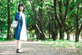 Lebih daripada 10% penduduk jepun tinggal di penjimatan untuk barangan harian seperti makanan, minuman, dan pakaian boleh membantu pelancong dengan bajet rendah. Pakaian Musim Bunga Di Jepun Apa Yang Mesti Anda Pakai Best Of Japan